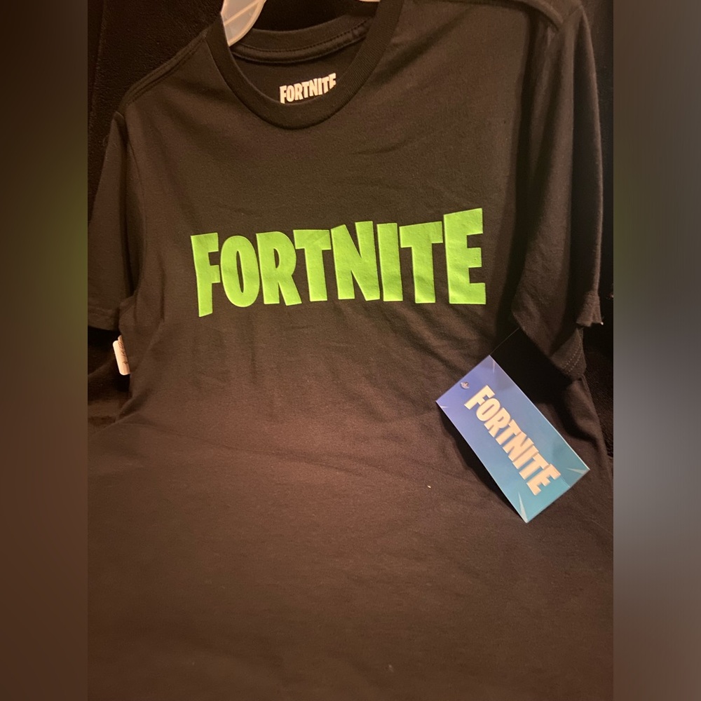 Brand new original Fortnite T-shirt, short sleeve, black, black and color